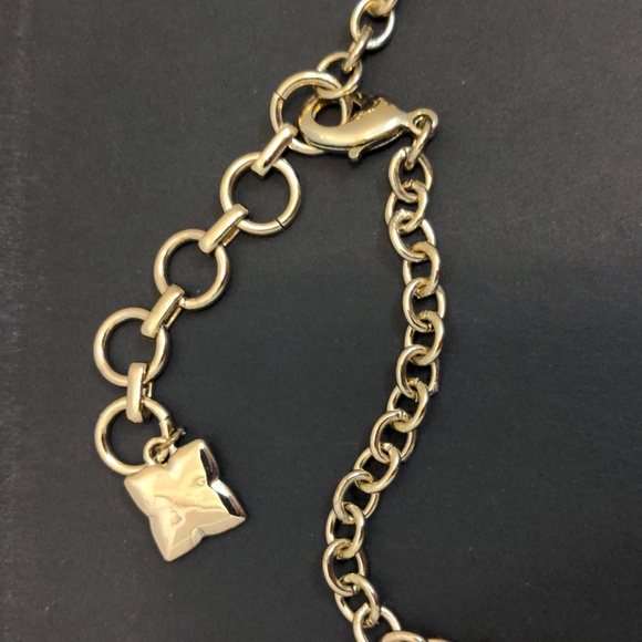 Relisting as a set: BCBG Filagree necklace and earrings gold-colored - Picture 3 of 10